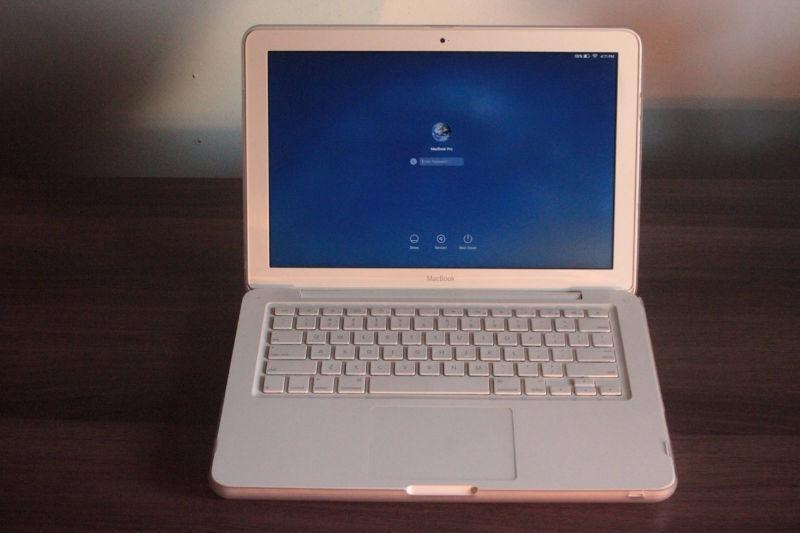 MacBook 2010 13