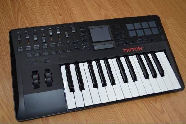 Korg Triton Taktile 25 USB Controller Keyboard