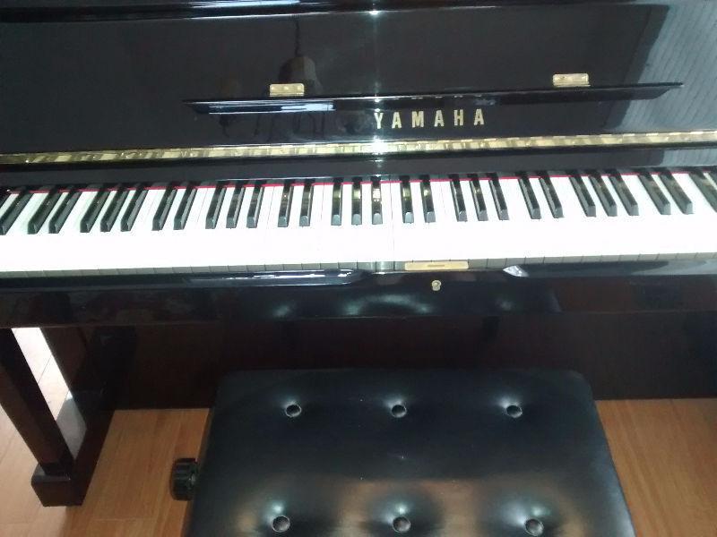 Yamaha YUX Piano
