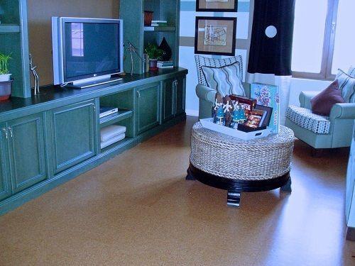 Cozy up your living room flooring with cork