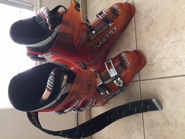 Lange ski boots (men's size 10)