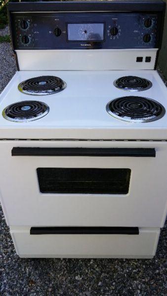 Beaumark stove