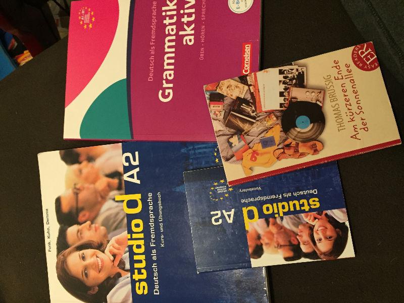 UofM Year 1-2 textbooks for sale(Econ, Hist, Languages)