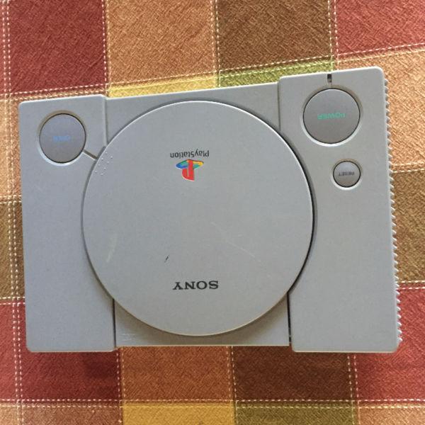 PS1 w/ 2 games