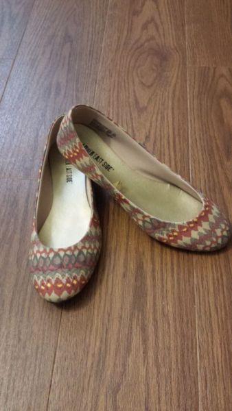 Woman Flat Shoe