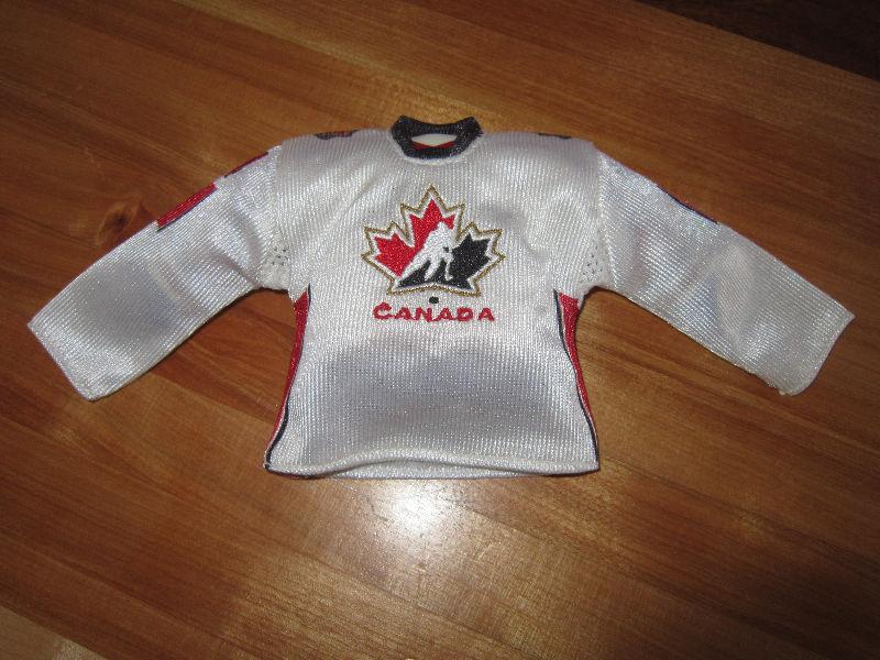 Vincent Lecavalier - Team Canada Mini Hockey Jersey