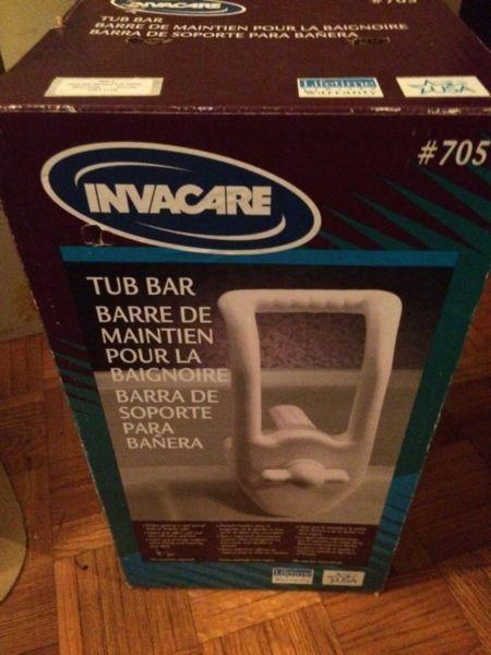 Tub bar