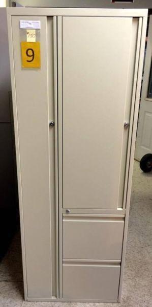 Locker / Filing Cabinet / Locked Storage