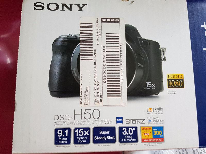 Sony DHC 50 cyber shot 9.1 mp 15 x zoom