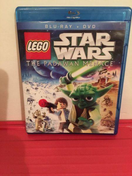 Lego Star Wars The Padawan Menace Blu-Ray & DVD
