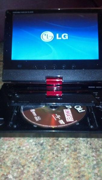 RED LG POTABLE DVD/CD PLAYER FOR PHONE