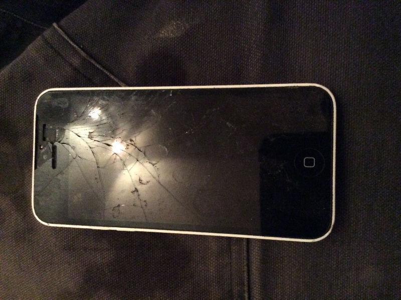 iPhone 5 broken screen