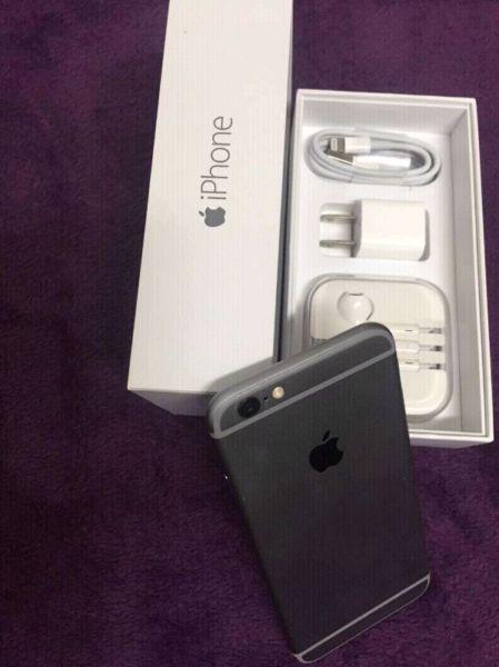 iphone 6 64 gb works with Rogers/Fido completly brand new
