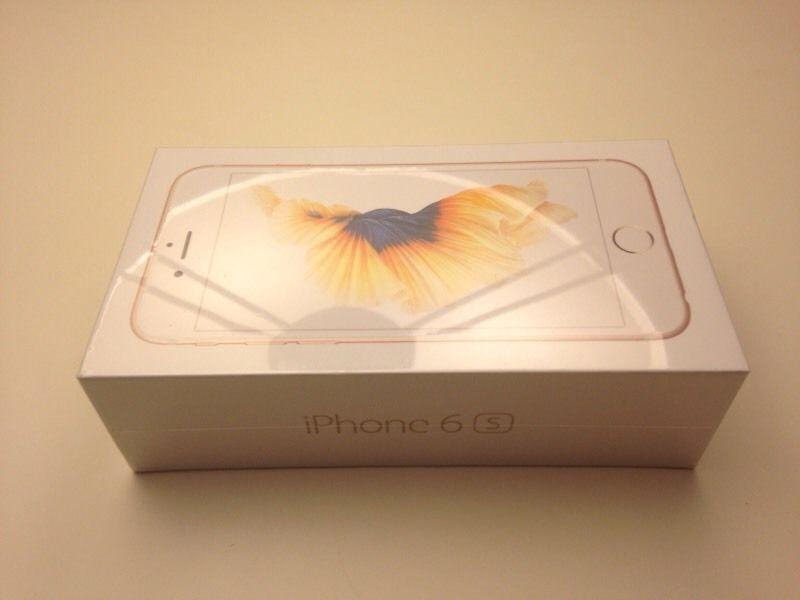 iPhone 6S NEW ( Rogers ). Never opened