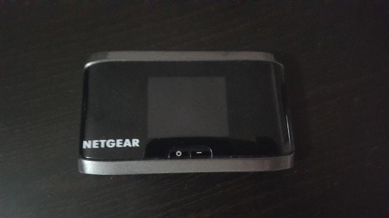 Rogers Netgear LTE Wireless AirCard Mobile Hotspot