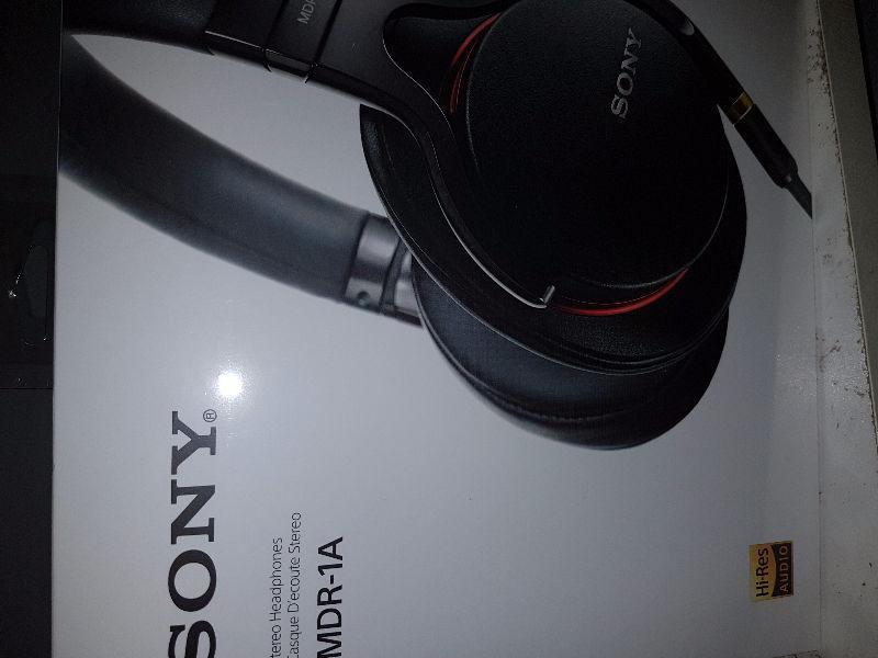 Sony MDR-1A Hi-Res Headphones