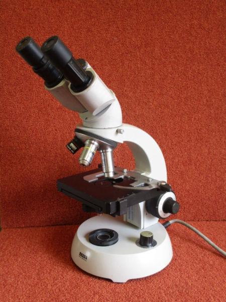MICROSCOPE binocular Zeiss, lab quality; many access. available