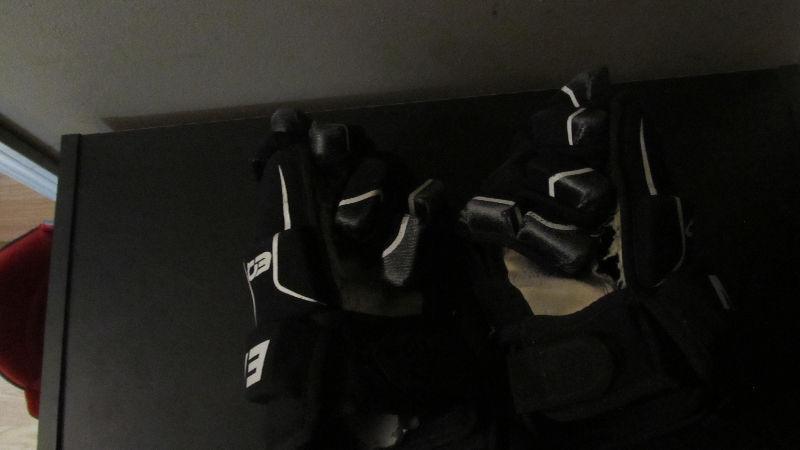Easton JR Hockey Gloves Size 12