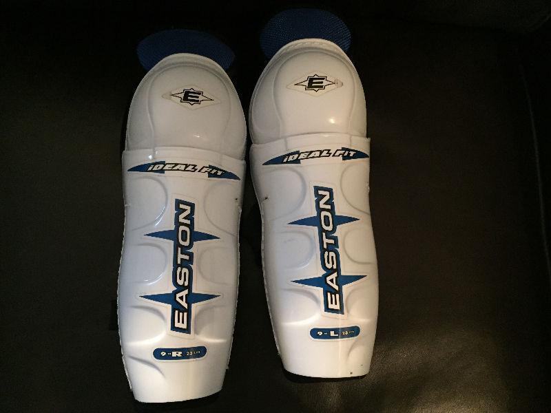 Easton shin pads junior large 9 inch