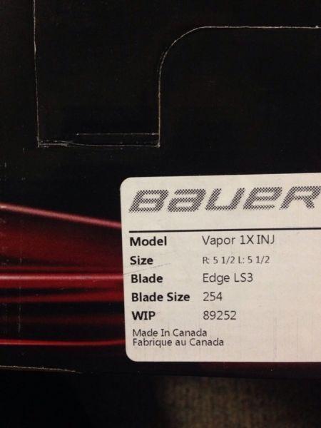 Price reduced!- size 5.5 Bauer Vapor 1X Hockey Skates for sale!
