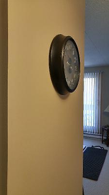 Quartz wall clock for sale