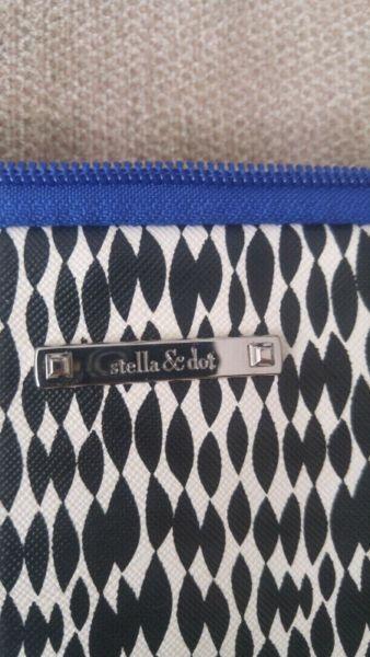 Stella & Dot laptop carrying case (Never used)