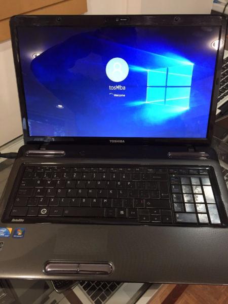 SELLING TOSHIBA SATELLITE i3, 17 inch excellent condition