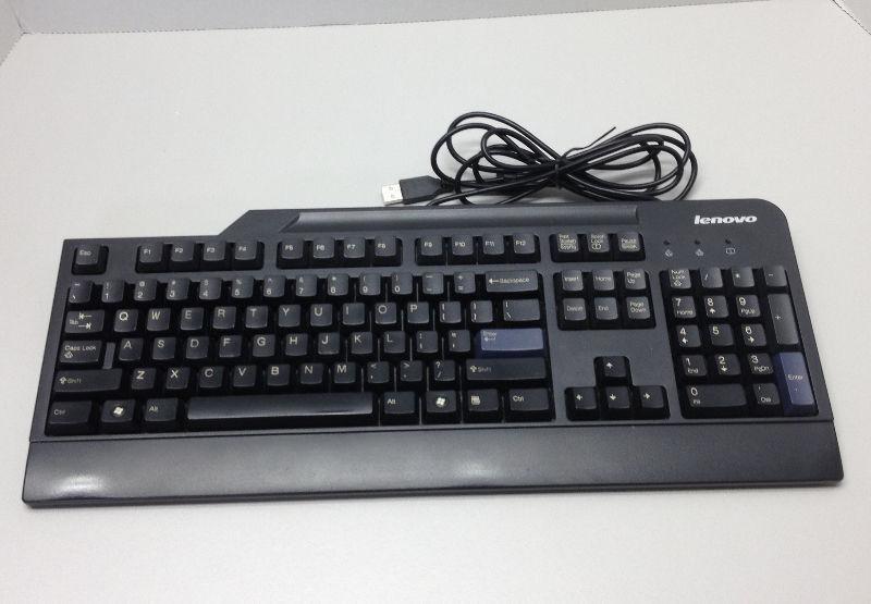 LENOVO KEYBOARD & DELL MOUSE