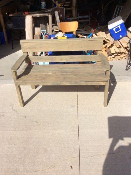 SOLID WOOD BENCH