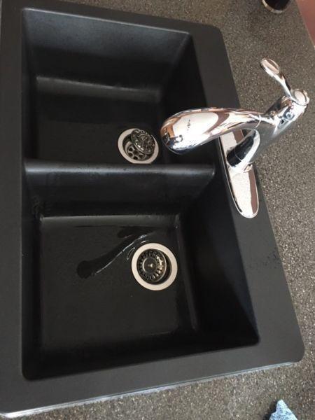 Black granite sink with faucet in perfect condition