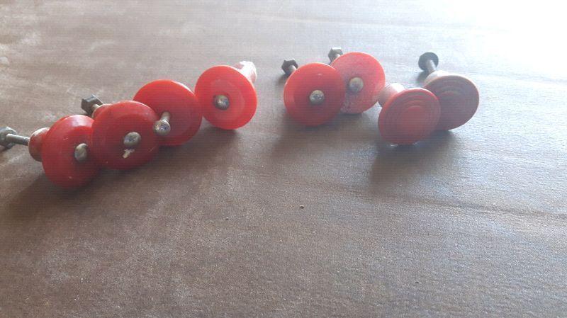 Set of 8 red plastic/ Bakelite knobs