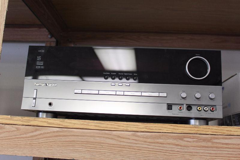 Harman Kardon AVR 230 Audio/Video Surround Receiver