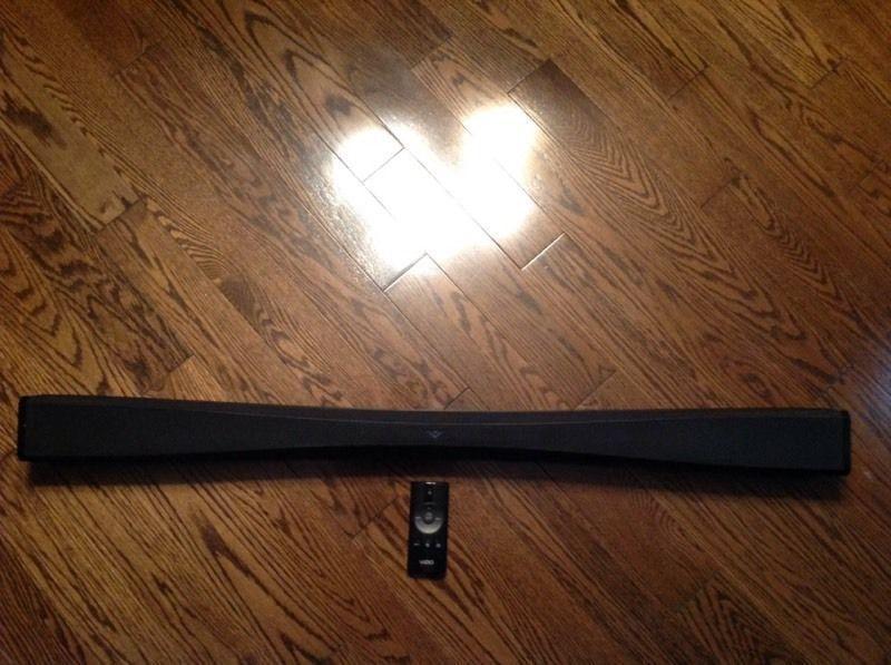 Vizio Soundbar w/Remote