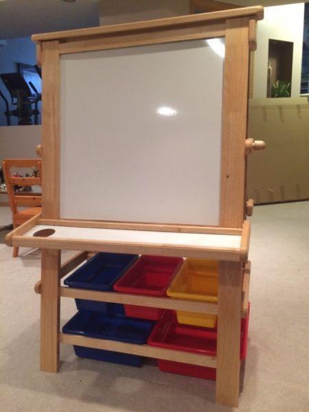 Solid wood 2-sided art easel