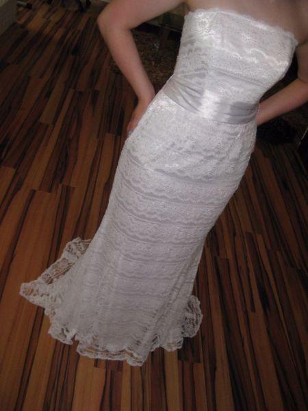 Romantic Lace Wedding Dresses - from Bridal Store with Tags!