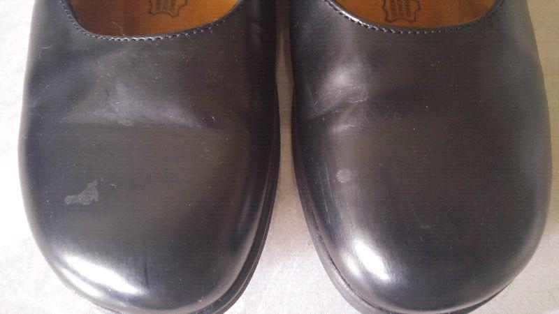 Birkenstock Mary Jane shoes 40$ OBO