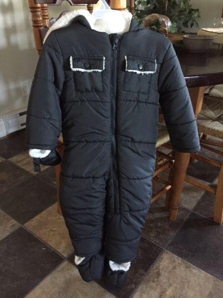Like new snow suit