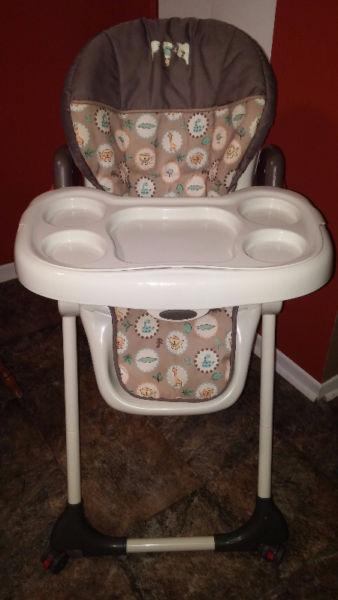 Excellent Condition-Slim Fold High Chair Unisex, Heights,Harness