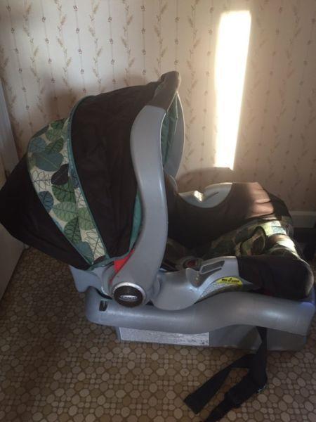 Snugride 32 Infant Car seat