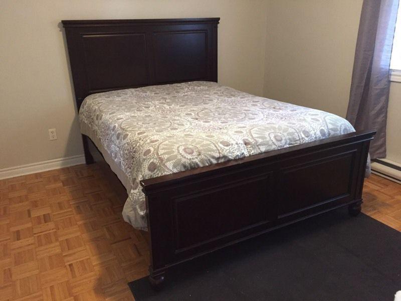 Queen Bed from Bowring