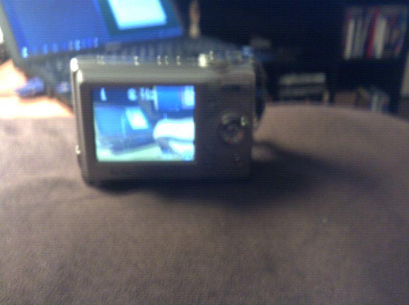 Kodak easy share 713 digital camera 50.00 today 7.0 mp