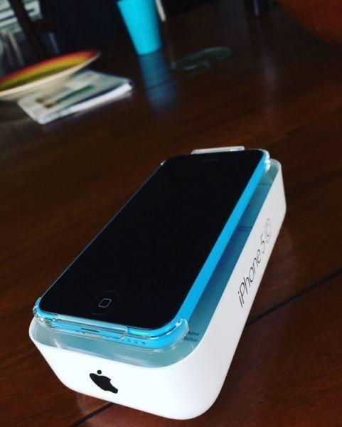 iPhone5c with HITCASE