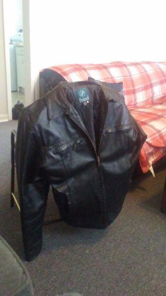 100% leather jacket in mint condition