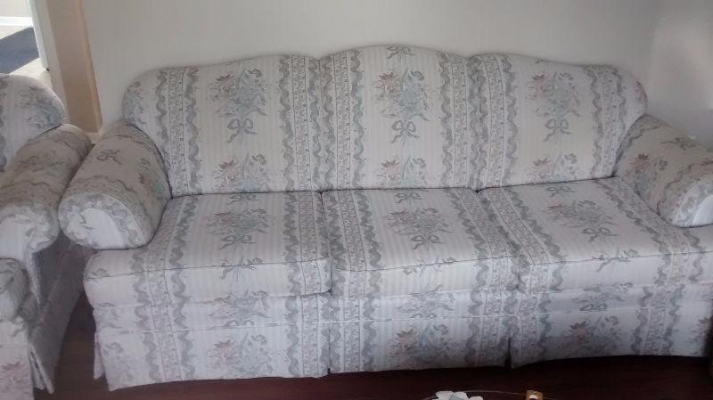 couch,chair
