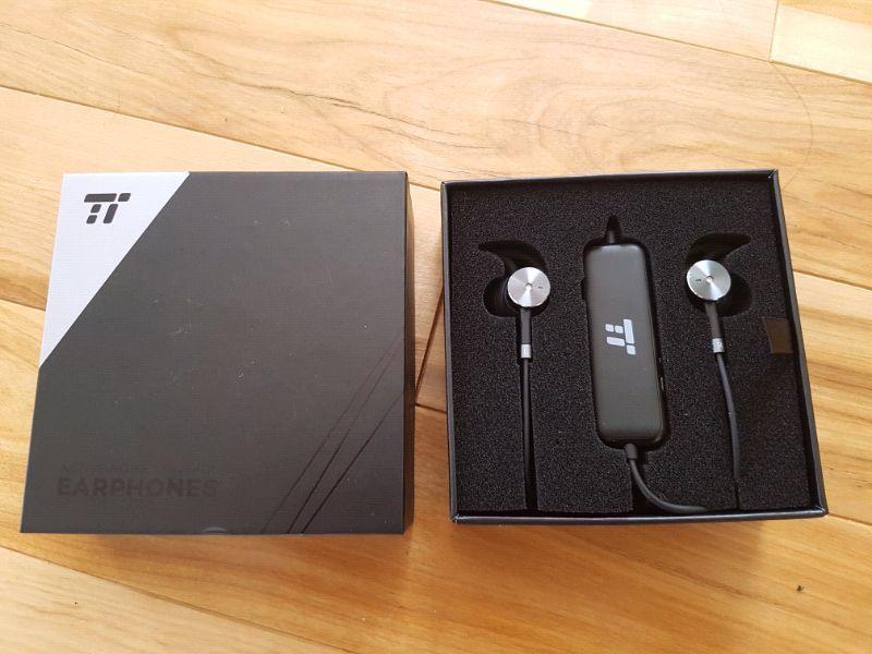 Brand new noise cancelling in-ear headphones