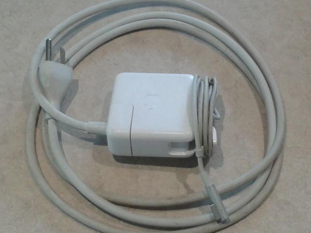 45W Magsafe adapter/charger