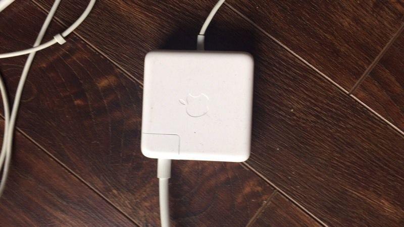 Wanted: Very long MacBook/MacBook pro computer charger !!