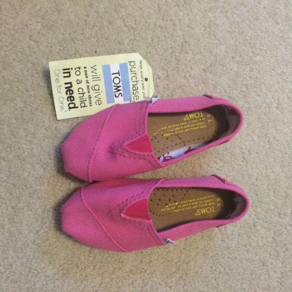 Replica Toms, toddler size 8