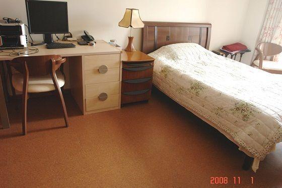 Cork flooring for your bedroom gives it that extra 'wow'