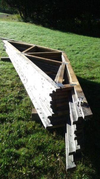 Roof trusses! New 4 /12 pitch $200.00 firm